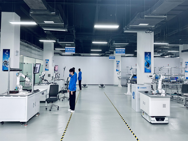 中奕科技攜手岳信，IP56X 砂塵試驗(yàn)箱開啟產(chǎn)品防塵新征程